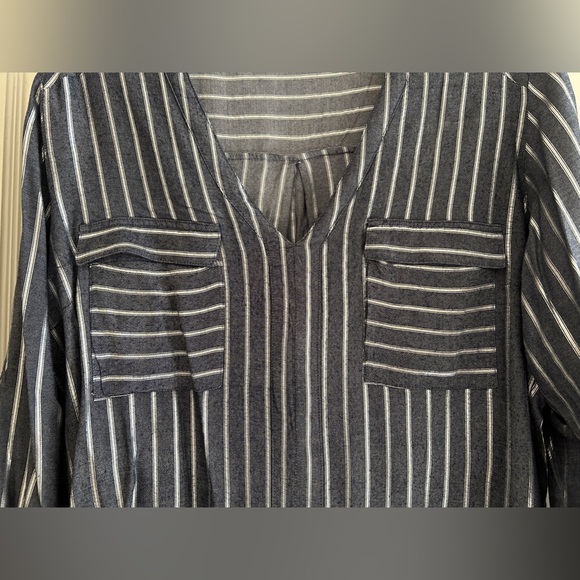 Express Portofino Navy Blue and Metalic Silver Blouse - Picture 5 of 5